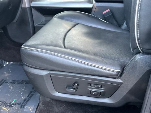 Used 2016 RAM 1500 Limited image 23