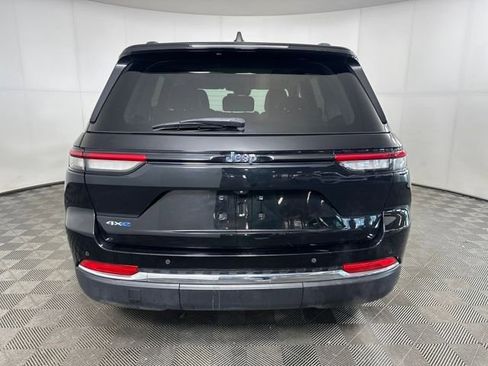 Used 2023 Jeep Grand Cherokee 4WD 4xe image 4