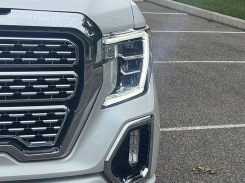 Used 2021 GMC Sierra 1500 Denali w/ Denali Ultimate Package AWD/4WD image 8