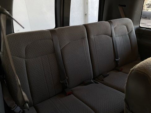 Used 2017 Chevrolet Express 2500 LS image 18