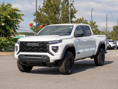 New 2026 GMC Canyon Elevation w/ Convenience Package RWD image 3