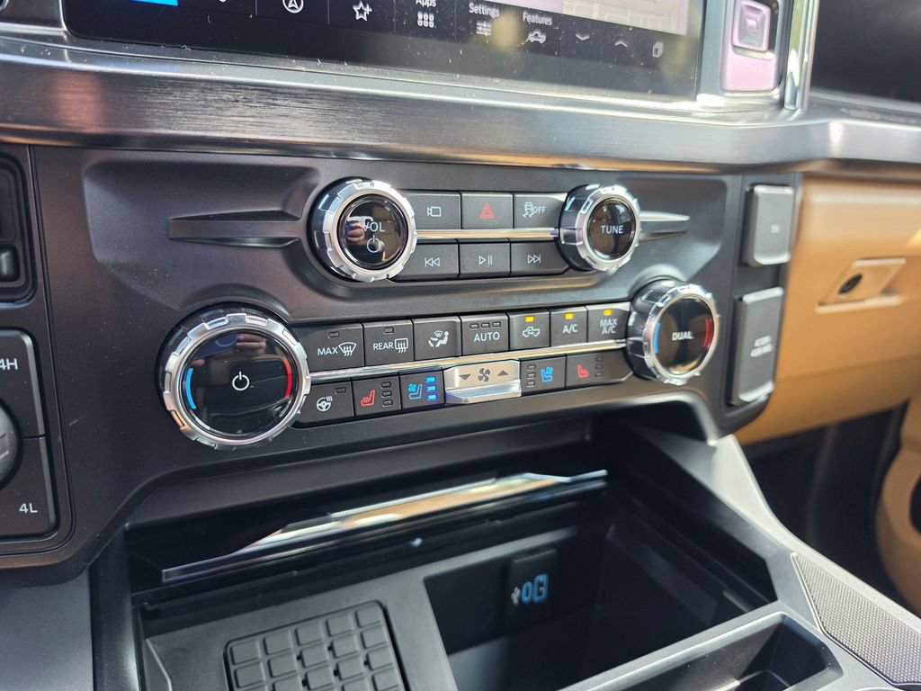 New 2026 Ford F250 Lariat w/ Tremor Off-Road Package AWD/4WD image 28