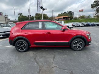 New 2025 Kia Niro EX video 2