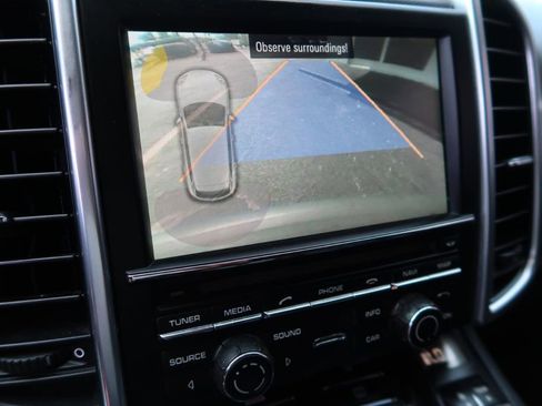 Used 2012 Porsche Cayenne S image 14