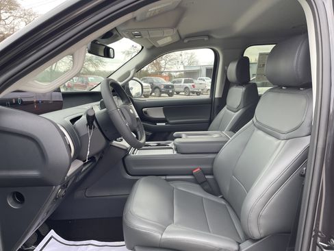 New 2026 Ford Expedition Active image 36