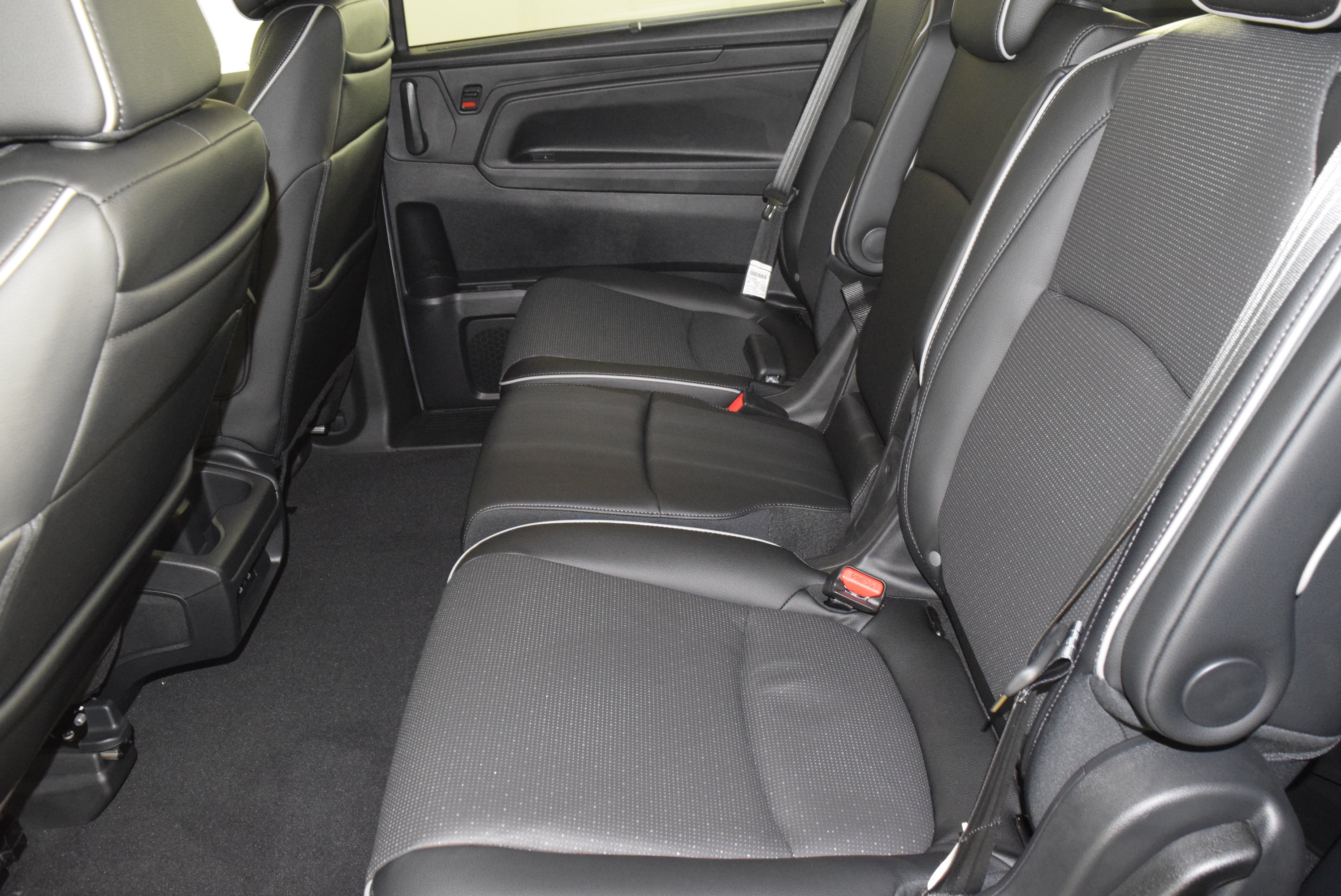 New 2027 Honda Odyssey Elite image 15