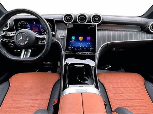 Certified 2025 Mercedes-Benz GLC 300 4MATIC image 10