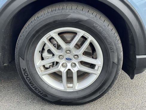 Used 2025 Ford Explorer Active image 7