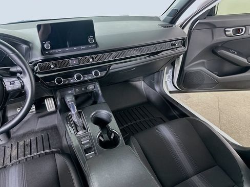 Used 2025 Honda Civic Sport image 18