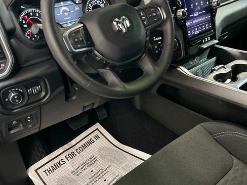 Used 2025 RAM 1500 Big Horn AWD/4WD image 9