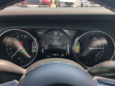 Certified 2022 Jeep Wrangler Unlimited Sahara AWD/4WD image 33