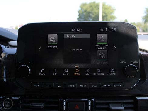 Used 2022 Nissan Pathfinder SL AWD/4WD image 22