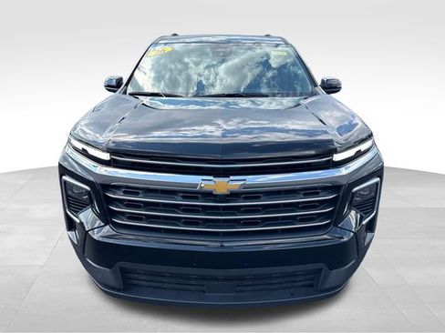 Used 2026 Chevrolet Traverse LT AWD/4WD image 8