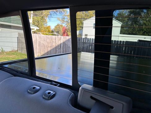 Used 2012 Ford F150 XLT w/ XLT Chrome Pkg image 18