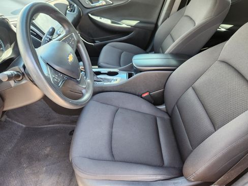 Used 2023 Chevrolet Malibu LT FWD image 9