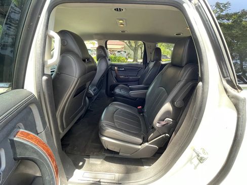 Used 2014 Chevrolet Traverse LTZ AWD/4WD image 30