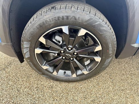 New 2026 Chevrolet Equinox RS image 9