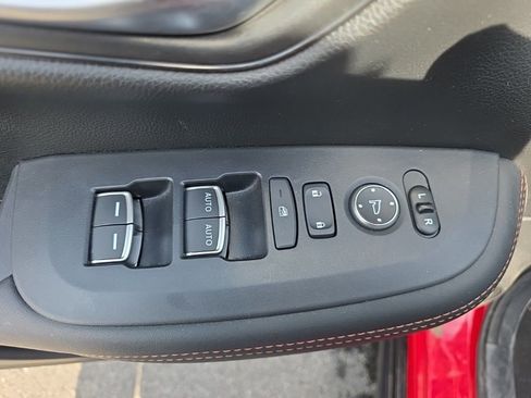 Used 2025 Honda HR-V Sport image 12