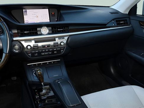 Used 2014 Lexus ES 350 image 21