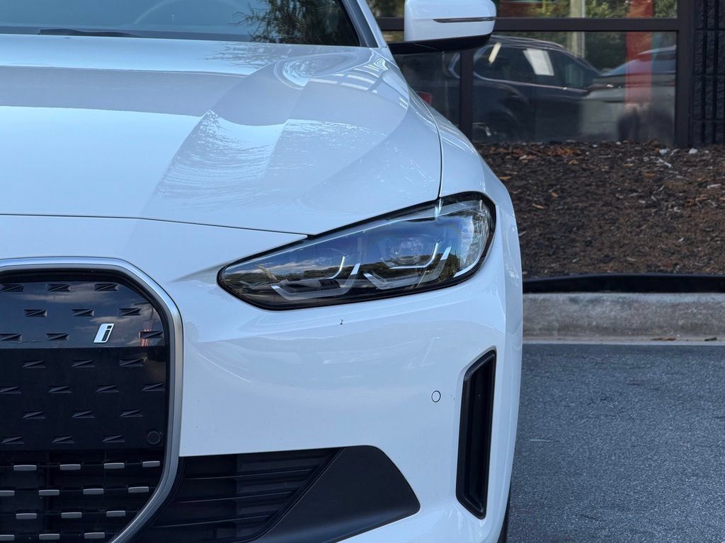 Used 2024 BMW i4 eDrive40 w/ Premium Package RWD image 5