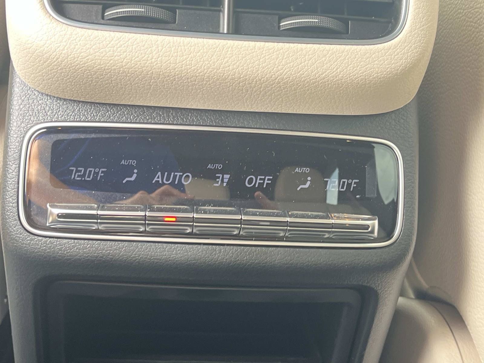 Certified 2024 Mercedes-Benz GLE 450e 4MATIC image 17