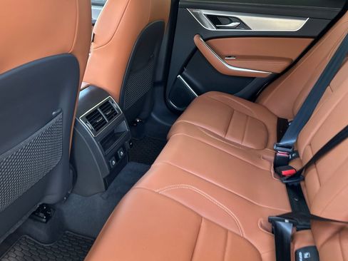 New 2026 Jaguar F-PACE R-Dynamic S image 11