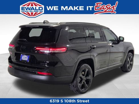 New 2025 Jeep Grand Cherokee L Limited w/ Luxury Tech Group II image 23