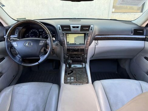 Used 2007 Lexus LS 460 L image 17