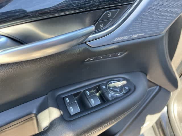 Used 2023 Cadillac XT5 Premium Luxury AWD/4WD image 33