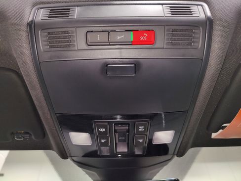 Certified 2023 Volkswagen Jetta GLI Autobahn w/ GLI Black Package FWD image 27
