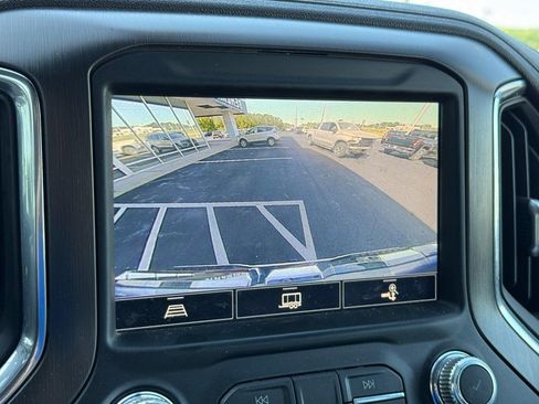 Used 2021 GMC Sierra 1500 AT4 w/ AT4 Premium Package AWD/4WD image 26