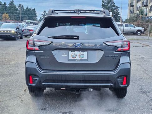 Used 2020 Subaru Outback Onyx Edition XT w/ Tech Package 2 image 6