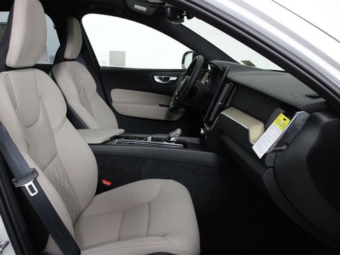 New 2026 Volvo XC60 B5 Plus w/ Climate Package PRO image 10