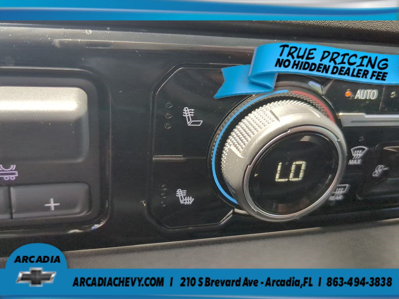 Used 2024 Chevrolet Silverado 2500 LTZ AWD/4WD image 23