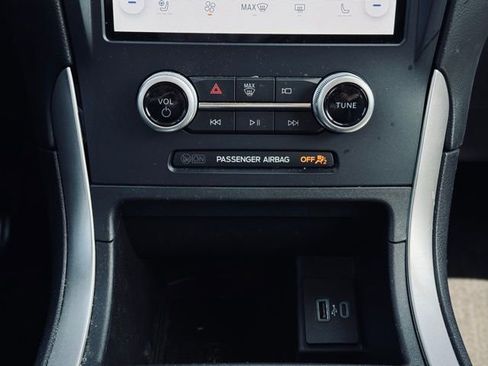 Used 2023 Ford Edge SEL w/ Convenience Package image 33