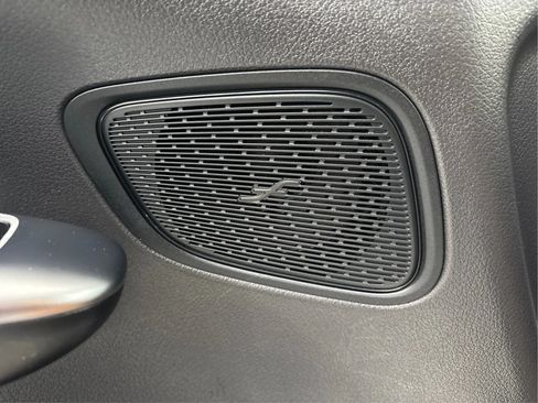 Used 2023 Mercedes-Benz GLC 300 4MATIC image 38