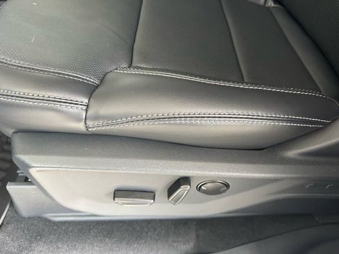 New 2025 Ford Expedition Platinum w/ Driver's Package image 39