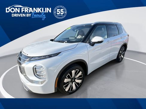 New 2026 Mitsubishi Outlander SEL image 1