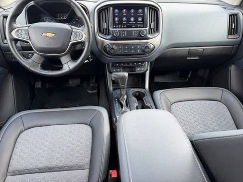 Used 2019 Chevrolet Colorado Z71 AWD/4WD image 13