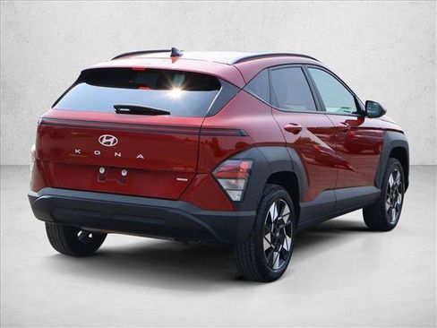 Used 2025 Hyundai Kona SEL AWD/4WD image 5