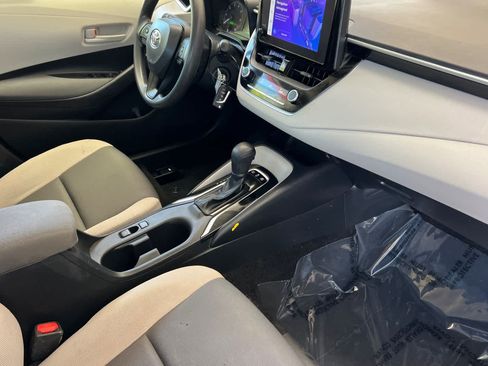 Certified 2023 Toyota Corolla LE FWD image 15