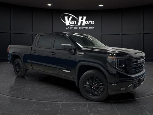 Used 2024 GMC Sierra 1500 Elevation image 1