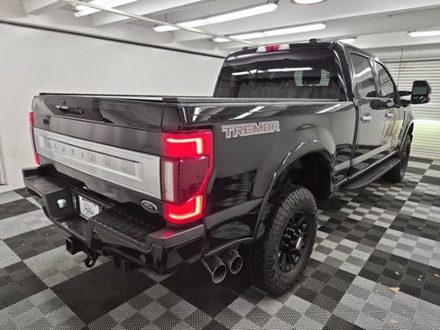Used 2022 Ford F350 Platinum w/ Tremor Off-Road Package image 6