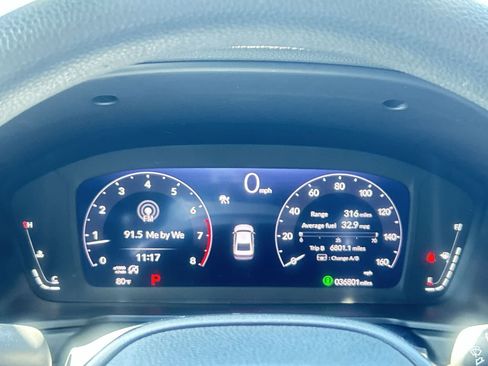 Used 2024 Honda Accord EX image 19