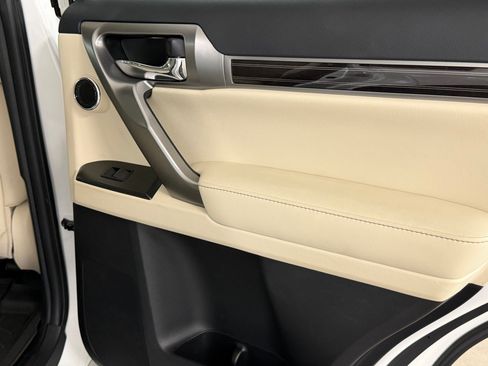 Used 2023 Lexus GX 460 Premium AWD/4WD image 27