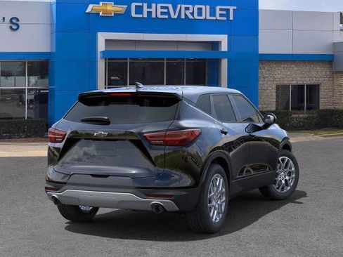 New 2025 Chevrolet Blazer LT w/ LPO, Black Grille Bar Package image 28