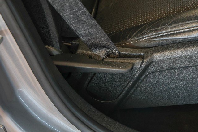 Used 2017 Dodge Journey Crossroad FWD image 31