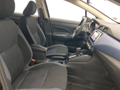Used 2025 Nissan Versa SV FWD image 21