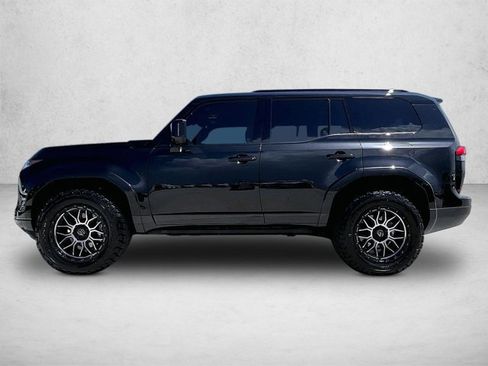Used 2026 Lexus GX 550 w/ Cold Area Package AWD/4WD image 6