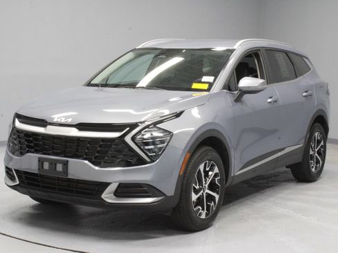 Used 2025 Kia Sportage EX AWD/4WD image 4